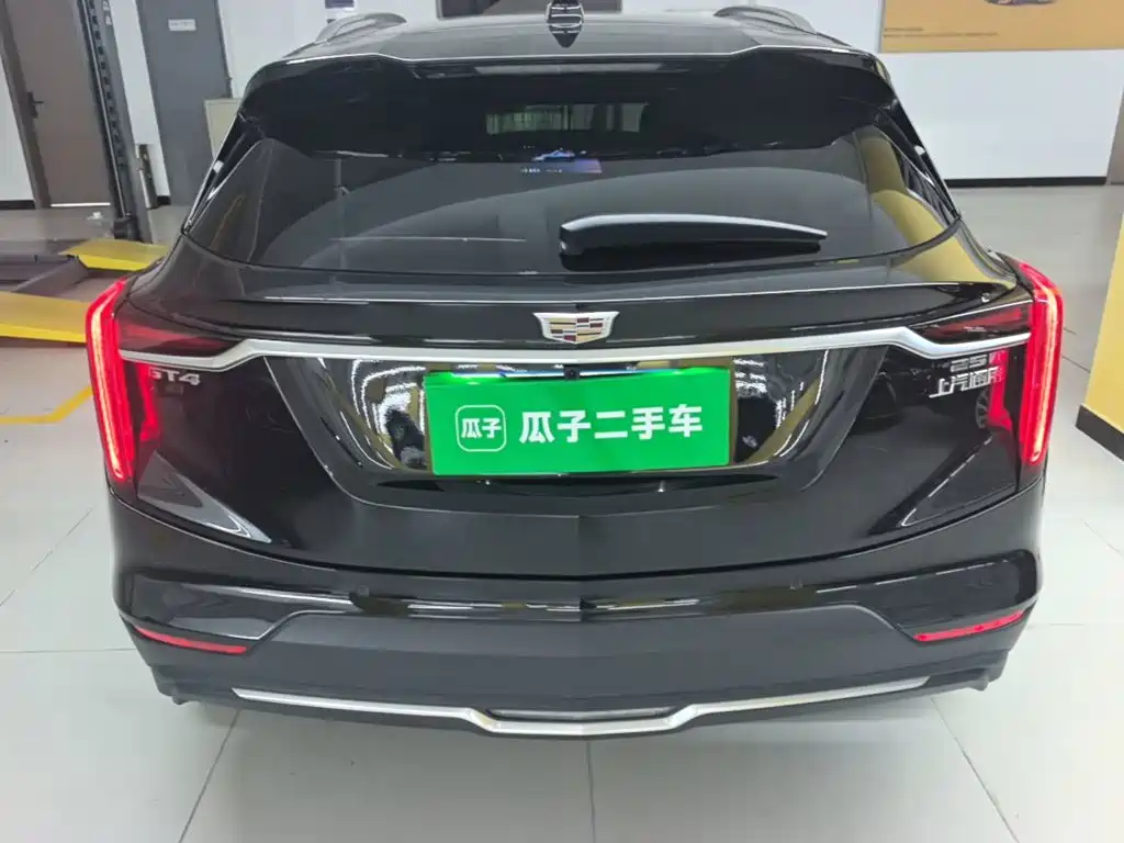Cadillac GT4 2023 25T