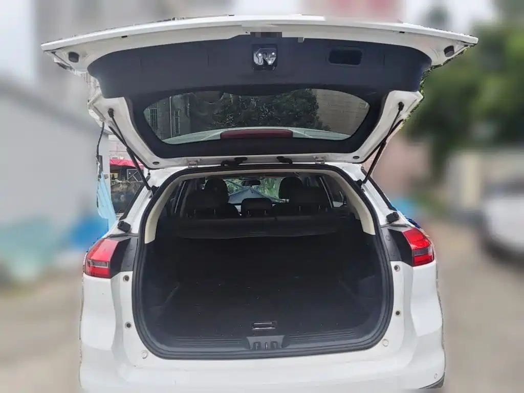 Geely Boyue — миниатюра 20