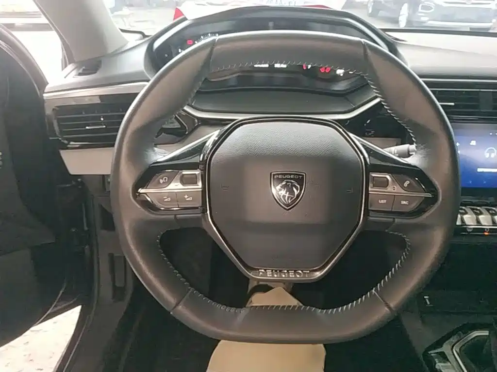 Peugeot 408 — миниатюра 11