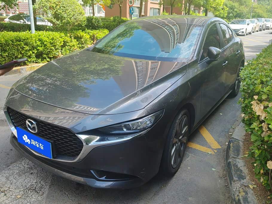 Mazda Mazda3 Axela 2.0 л 2024 г. Другие, пробег 33200 км