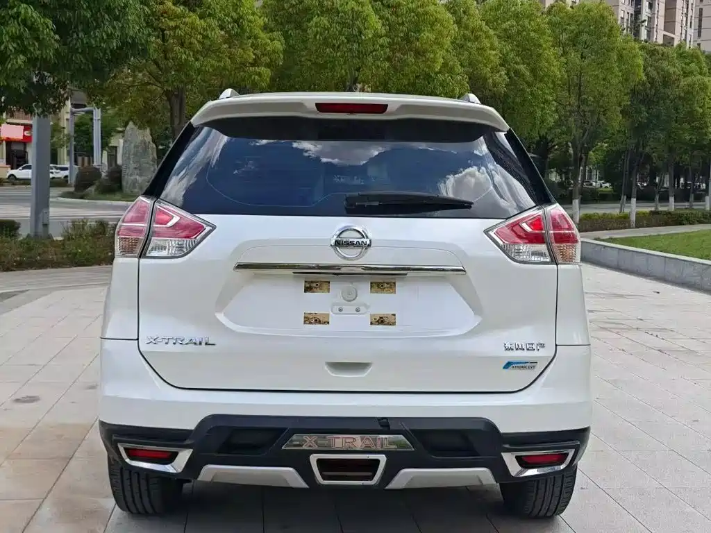 Nissan X-Trail — миниатюра 8