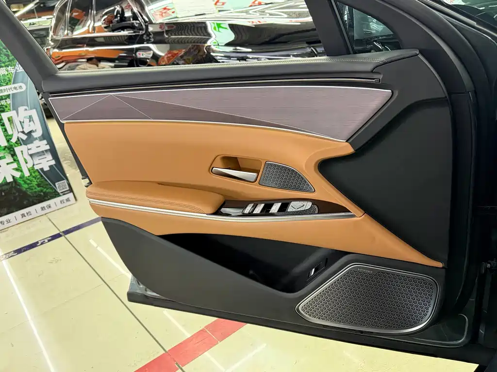 BYD Han L — миниатюра 14