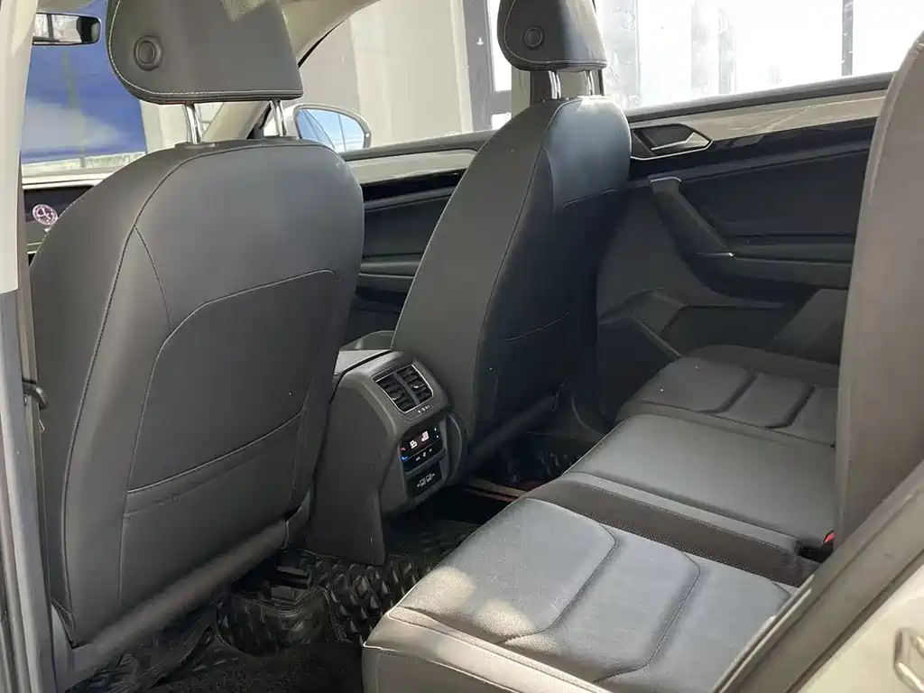 Volkswagen Tayron — миниатюра 6