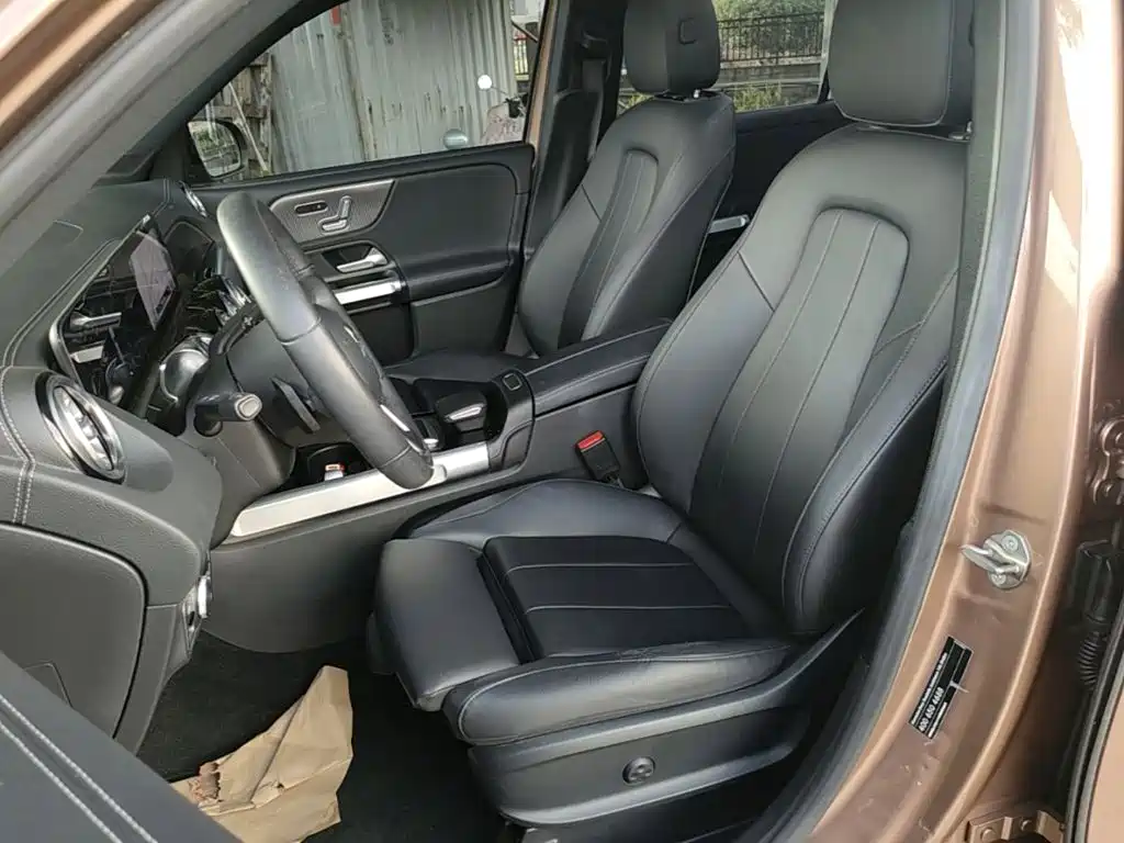 Mercedes-Benz GLB — миниатюра 15