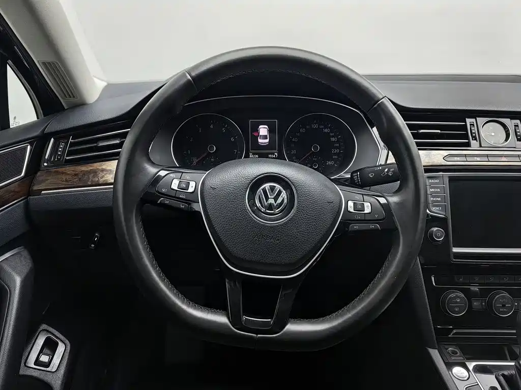 Volkswagen Magotan — миниатюра 11