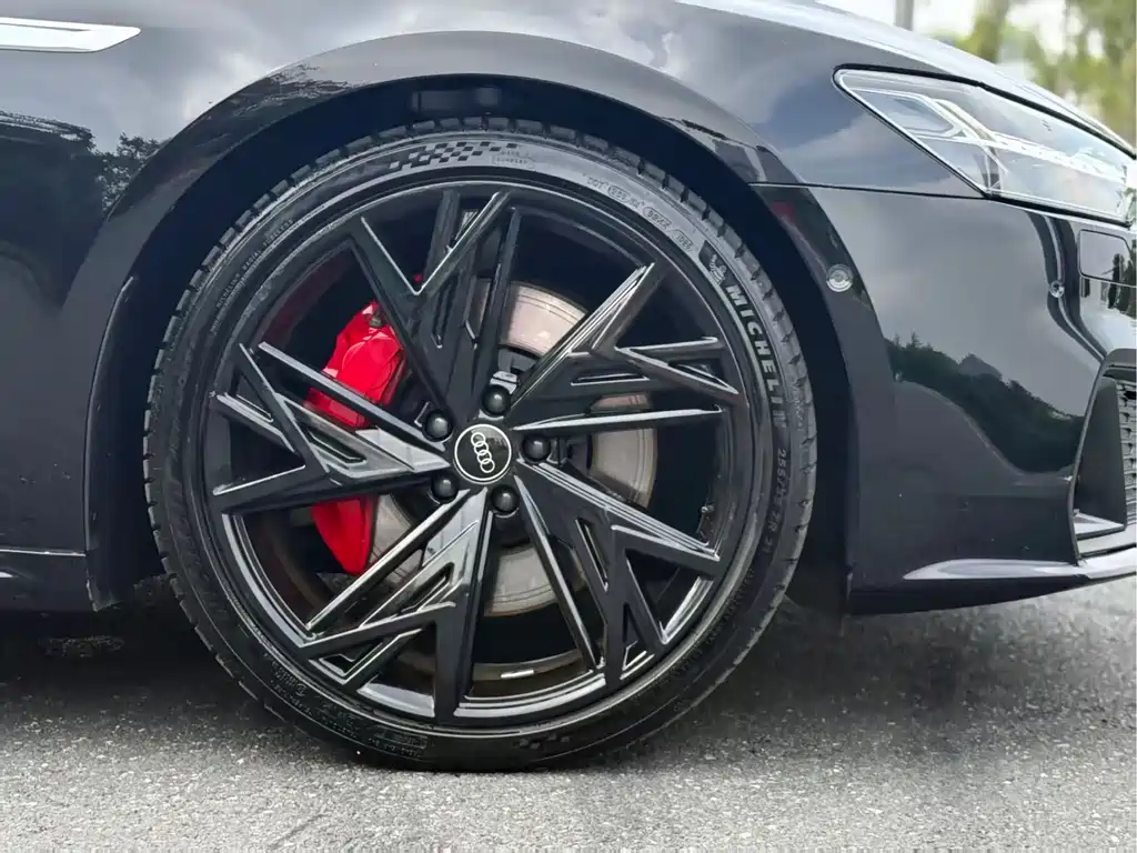 Audi A7L 2024 55 TFSI quattro S-line
