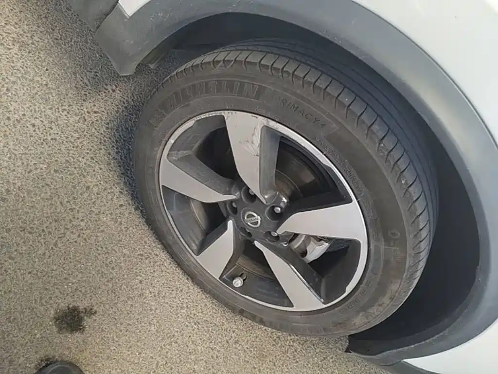 Nissan Qashqai — миниатюра 12