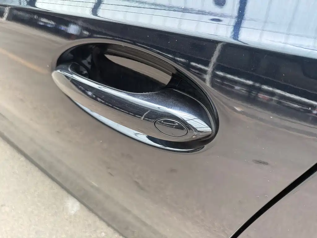 BMW i3 — миниатюра 6