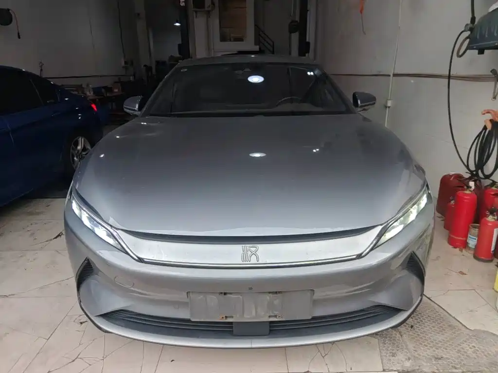 BYD Han — миниатюра 3
