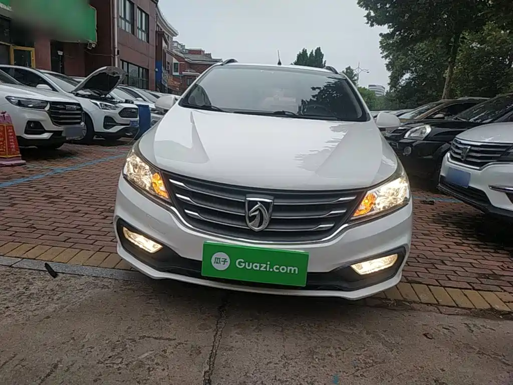 Baojun 310 — миниатюра 3