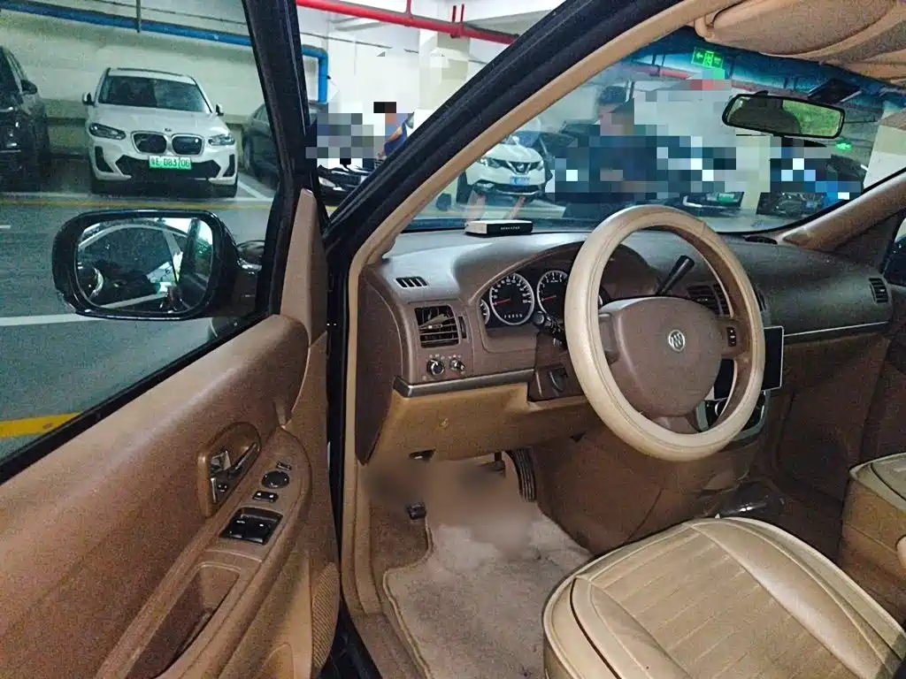 Buick GL8 — миниатюра 14