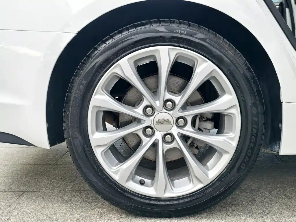 Cadillac CT5 — миниатюра 19