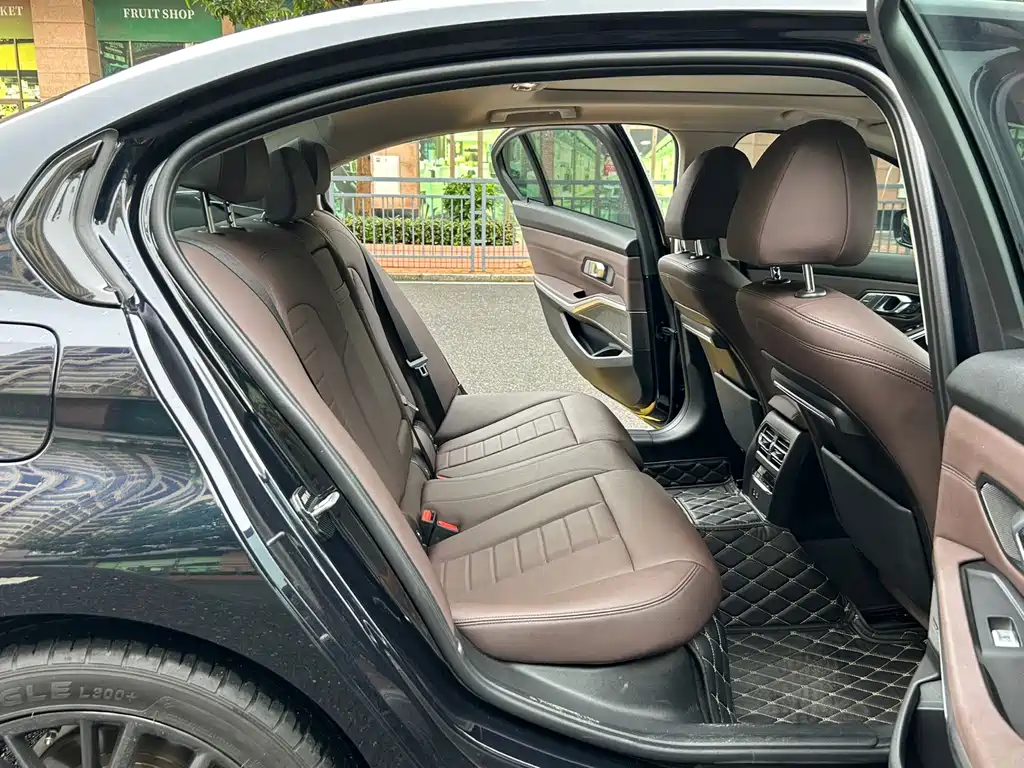 BMW 3 Series — миниатюра 10