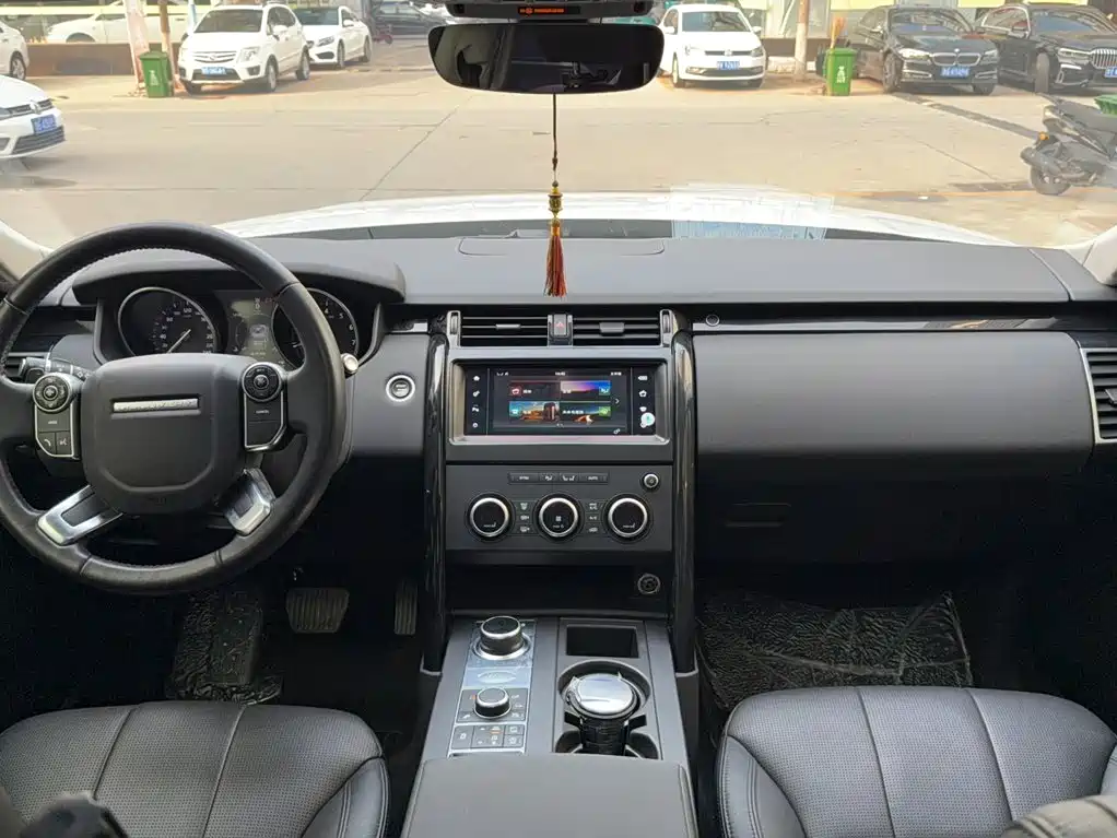 Land Rover Discovery — миниатюра 20