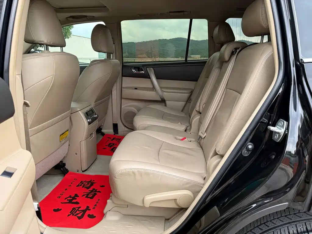 Toyota Highlander — миниатюра 5