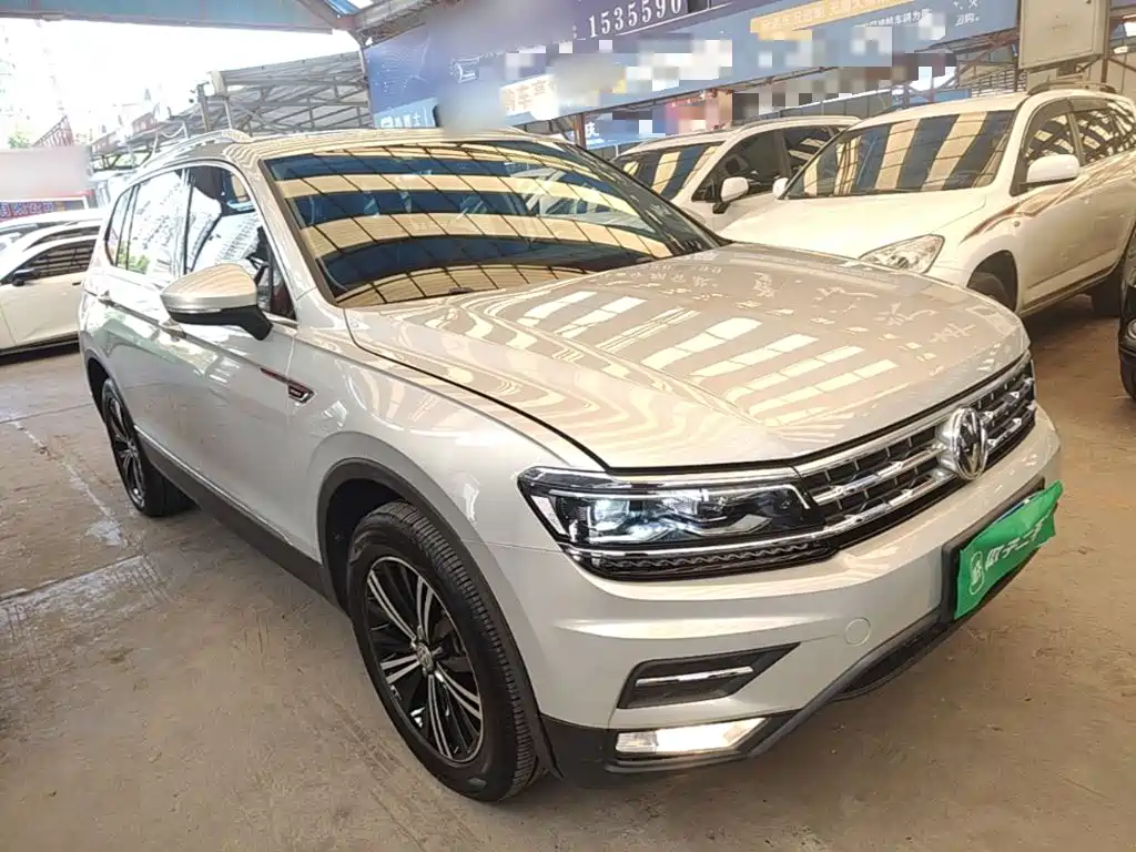 Volkswagen Tiguan L — миниатюра 4