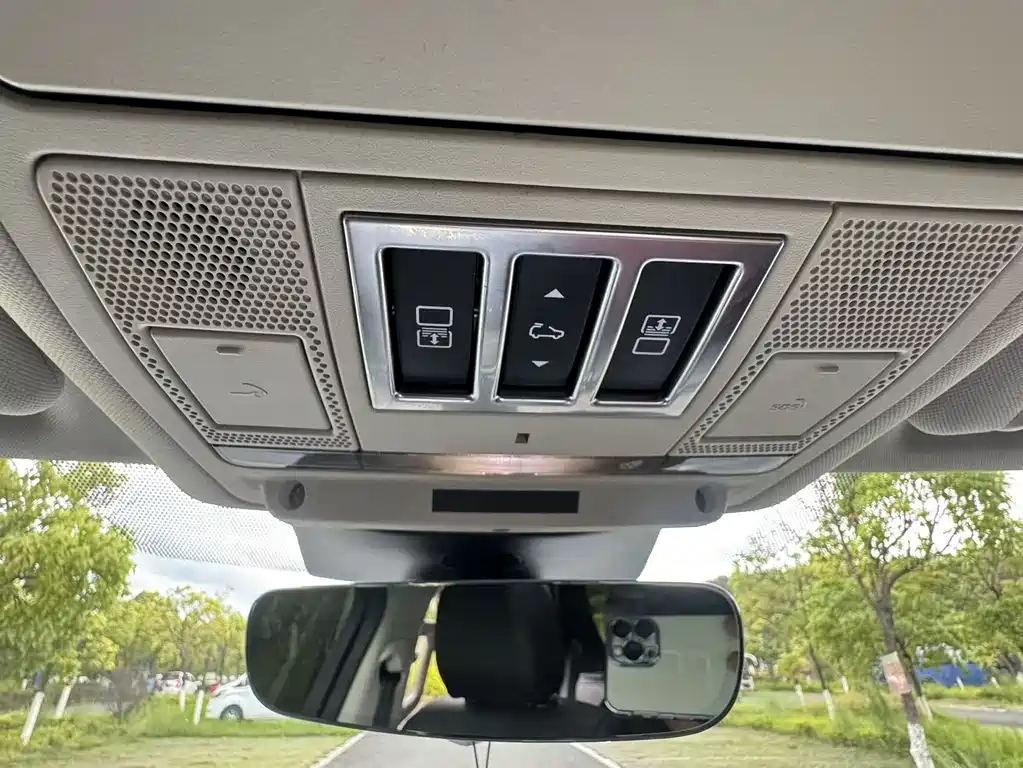 Land Rover Discovery 3.0 SC V6 SE, фото 13