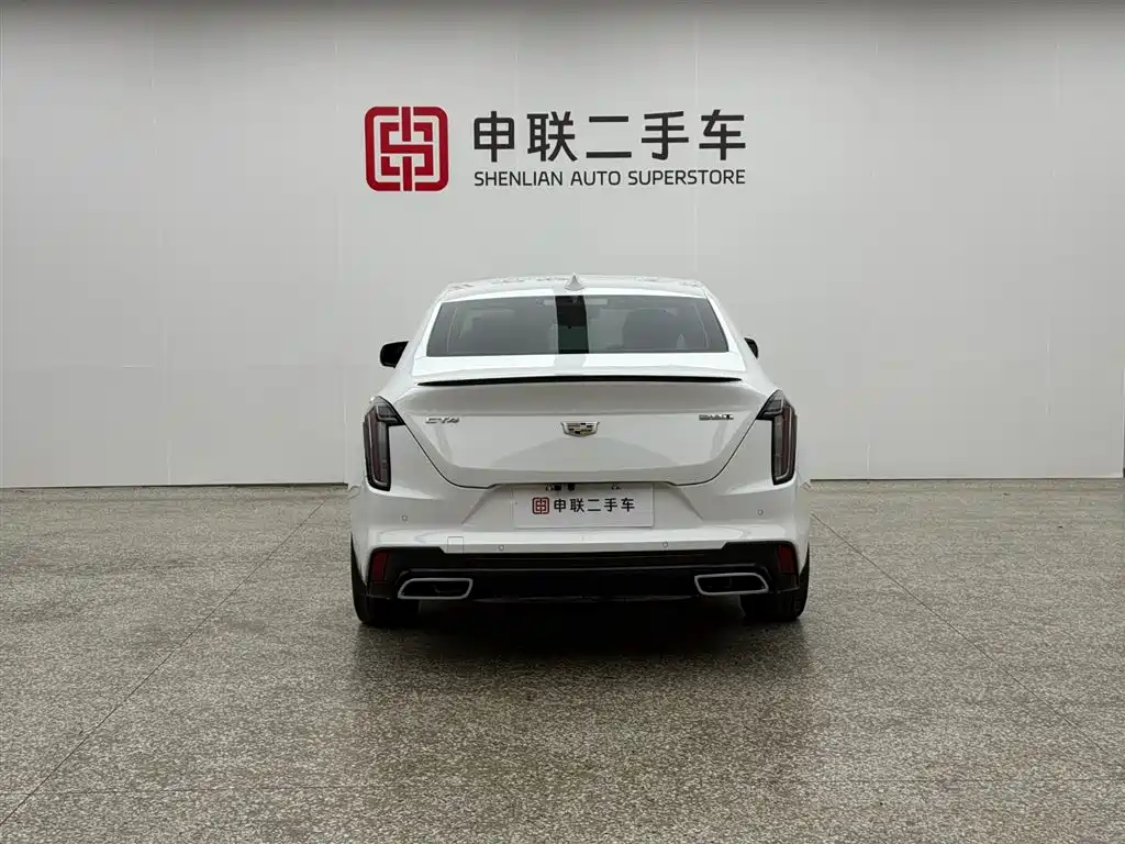 Cadillac CT4 2022 28T