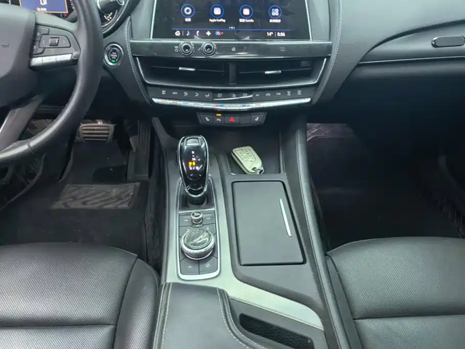 Cadillac CT5 — миниатюра 16