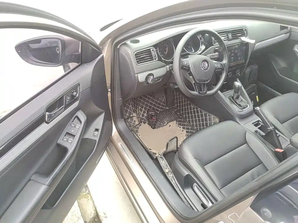 Volkswagen Sagitar — миниатюра 16