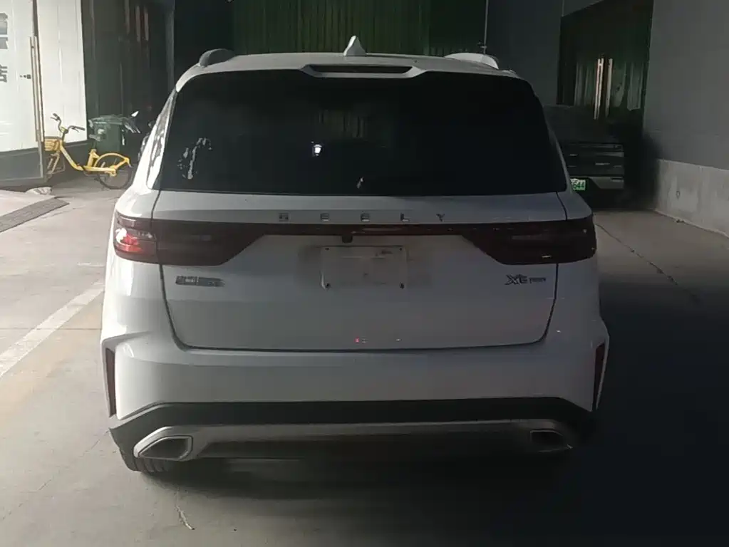 Geely Vision X6 — миниатюра 6