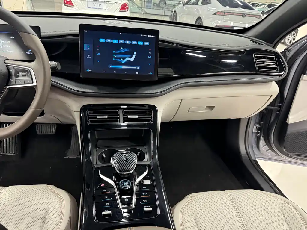 BYD Qin PLUS — миниатюра 10