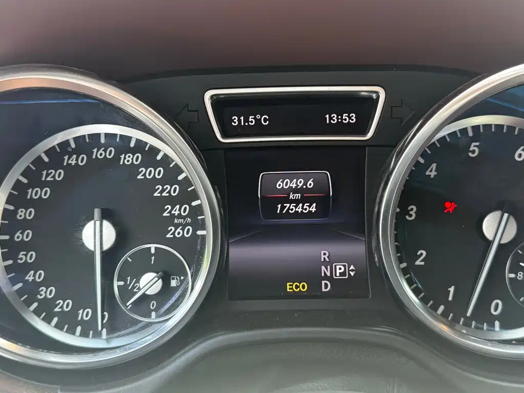 Mercedes-Benz GL-Class — миниатюра 7