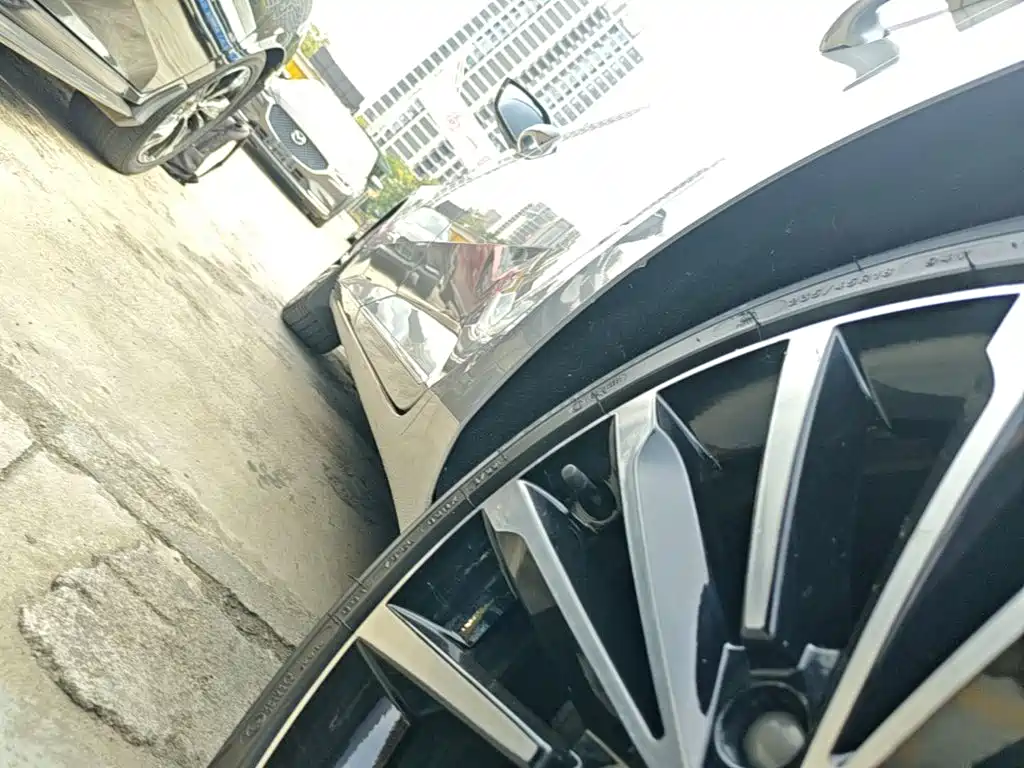 Skoda Superb — миниатюра 22