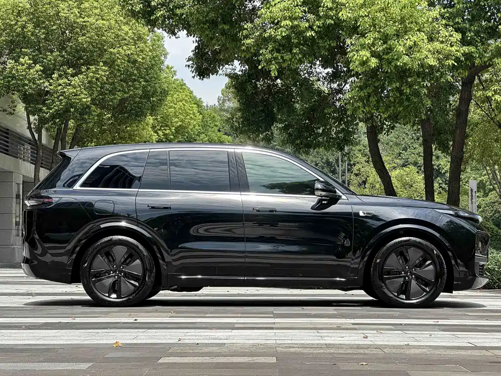Li Auto Li L8 — миниатюра 4