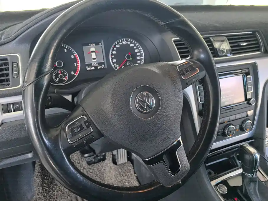 Volkswagen Passat — миниатюра 14