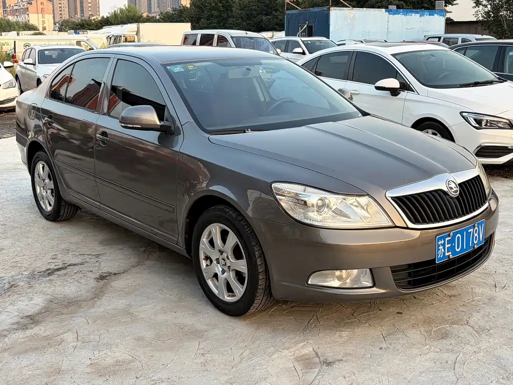 Skoda Octavia — миниатюра 3
