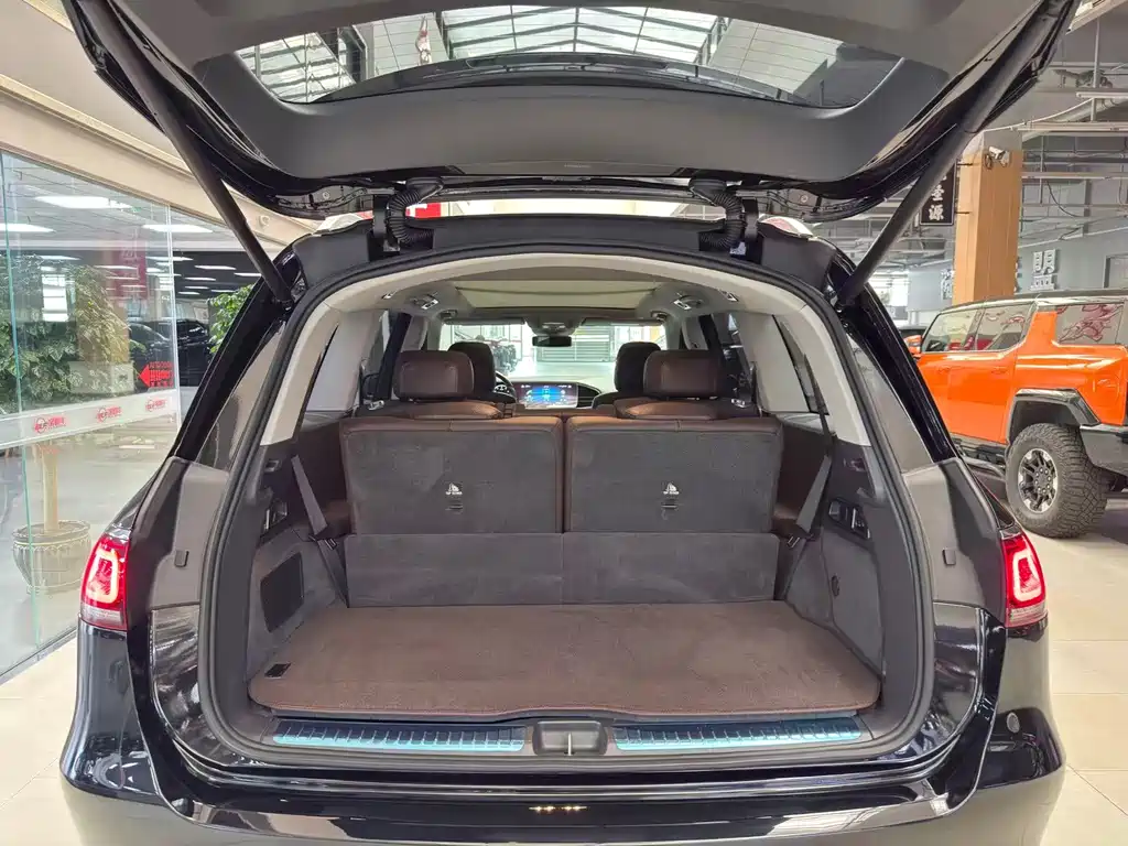 Mercedes-Benz GLS — миниатюра 15