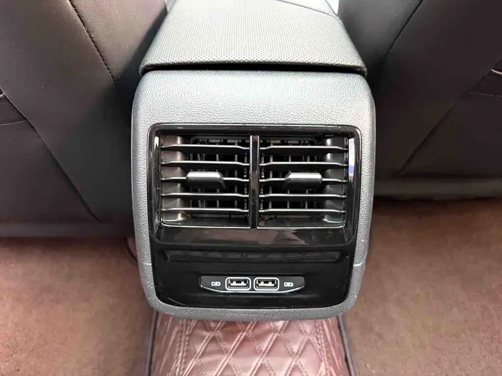 Volkswagen Sagitar — миниатюра 8
