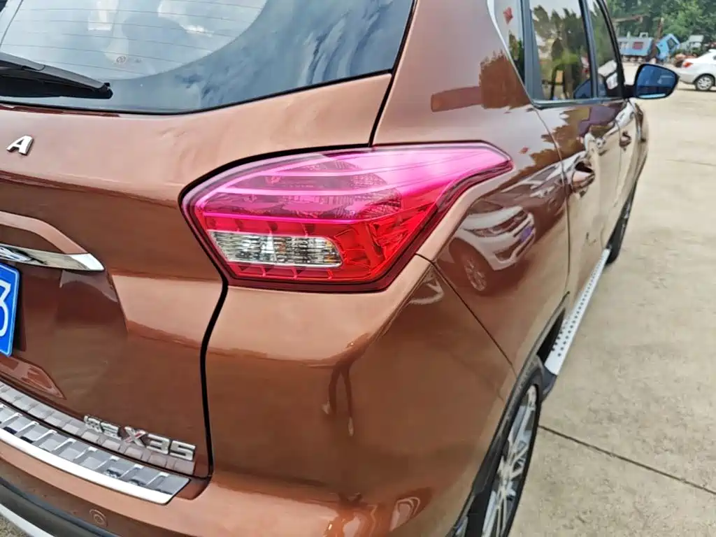BAIC Senova X35 — миниатюра 8