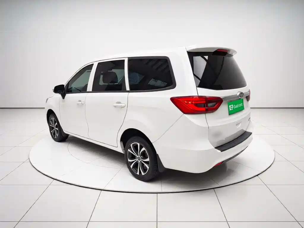 JAC Refine R3 — миниатюра 4