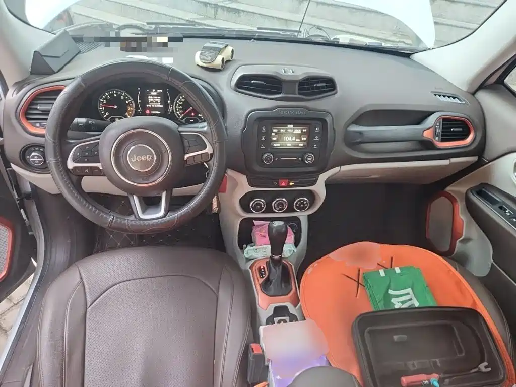 Jeep Renegade — миниатюра 10