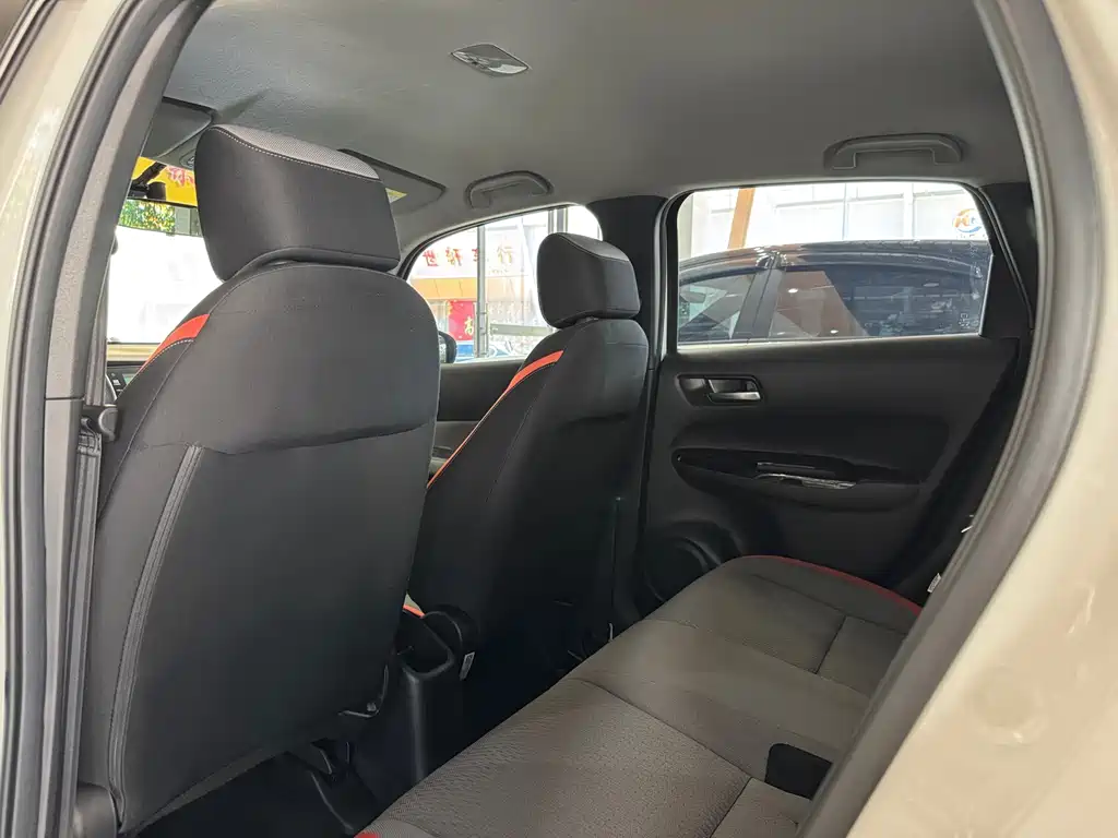 Honda Life — миниатюра 5