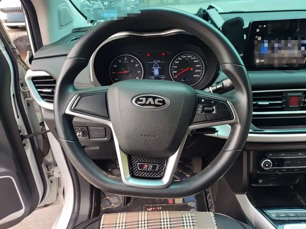 JAC Refine R3 — миниатюра 11