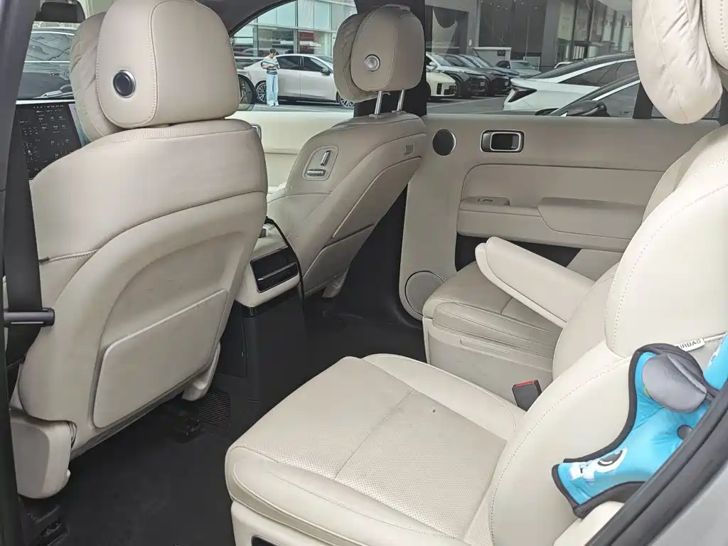 Li Auto Li L9 — миниатюра 3