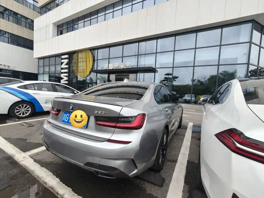 BMW 3 Series 3 2022 330i M Sport