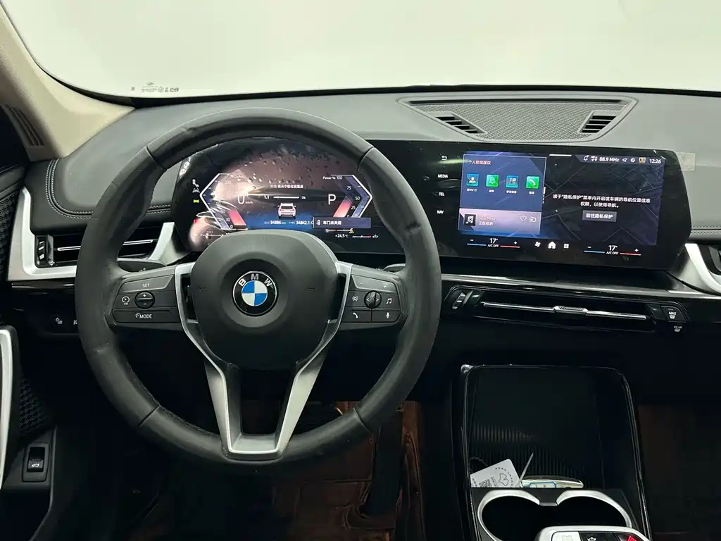 BMW X1 — миниатюра 10