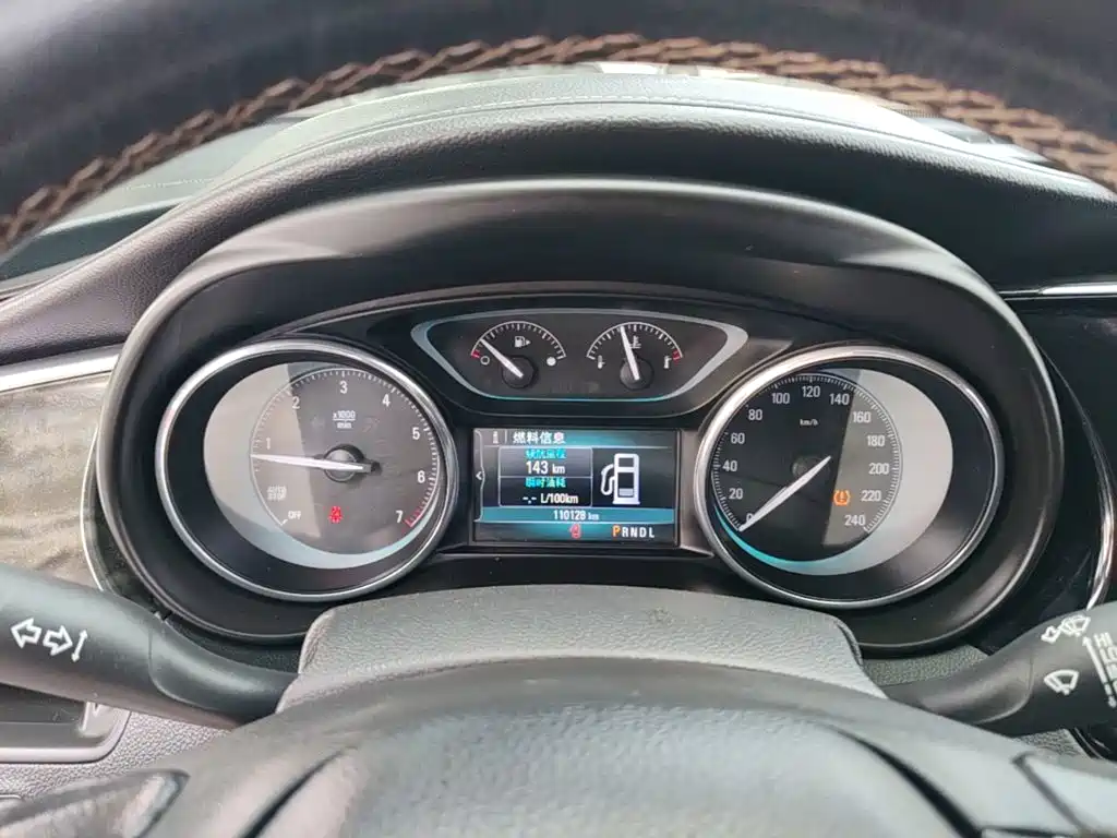 Buick Envision Plus — миниатюра 12