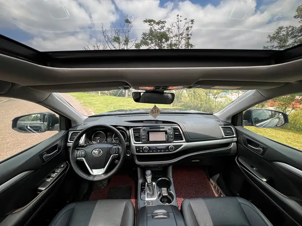 Toyota Highlander — миниатюра 5