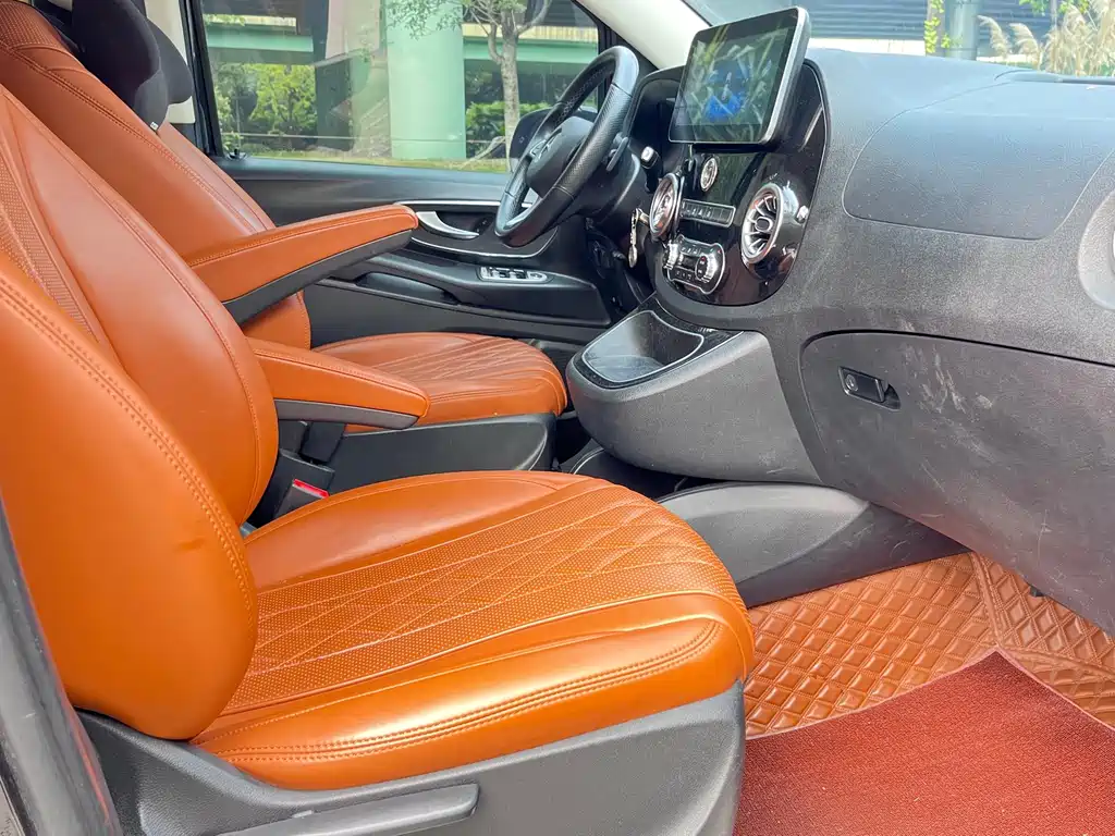 Mercedes-Benz Vito — миниатюра 16