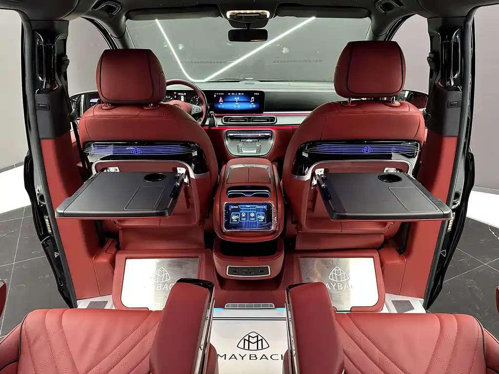 Mercedes-Benz Vito 2021 2.0T 7 мест