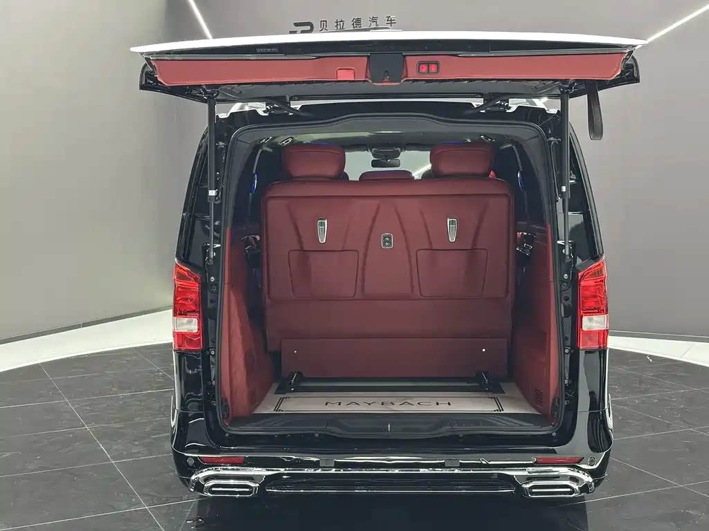 Mercedes-Benz Vito 2021 2.0T 7 мест