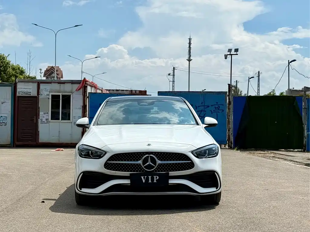 Mercedes-Benz C-Class — миниатюра 2