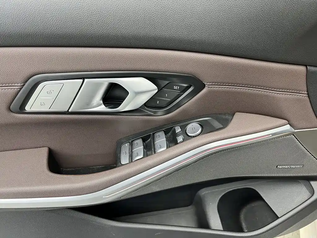 BMW 3 Series — миниатюра 20