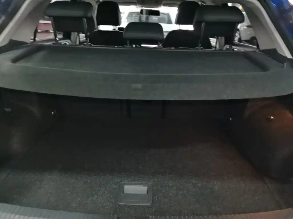 Volkswagen T-Roc — миниатюра 19