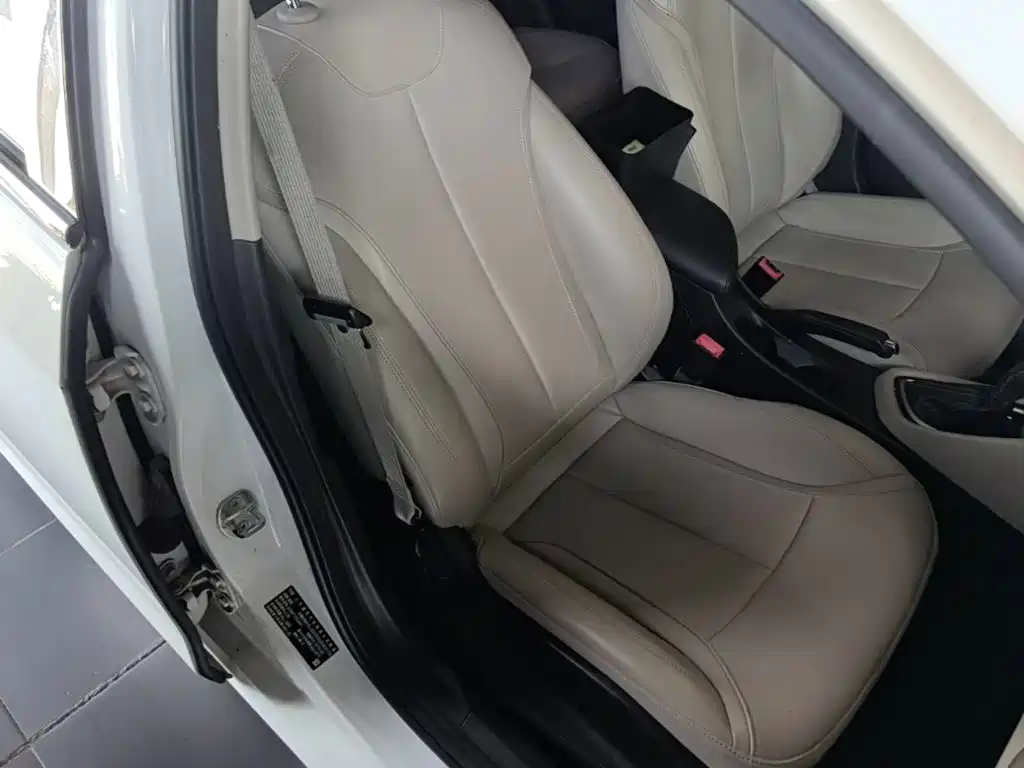 Buick Excelle — миниатюра 25